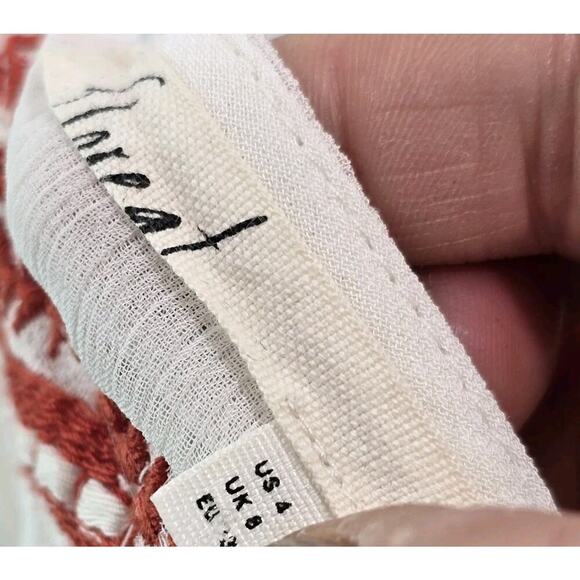 Anthropologie Shirt Womens Small 4 White Red Peasant Embroidered Adena Flared - Picture 4 of 12